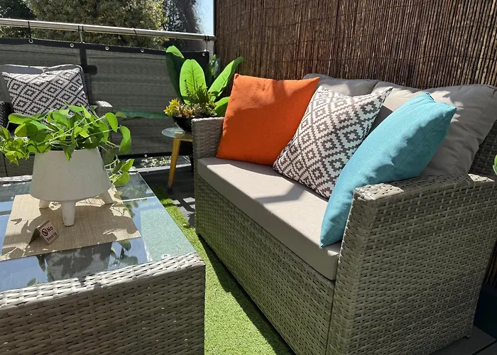 The Duplex Margate With Deck & Living Space Air Conditioning