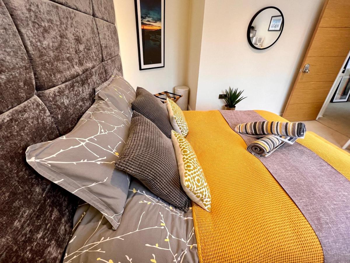 The Duplex With Deck & Living Space Air Conditioning * Margate