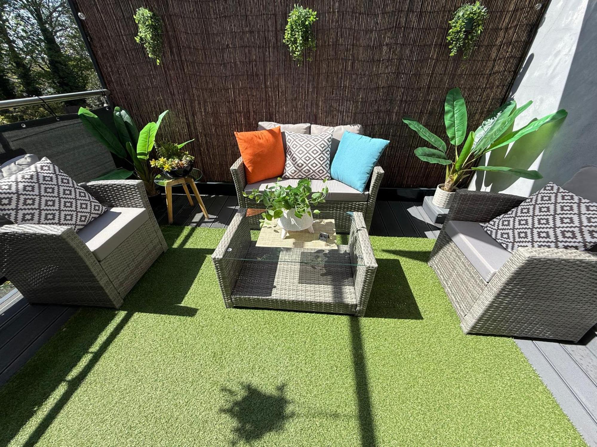 Apartment The Duplex With Deck & Living Space Air Conditioning Margate